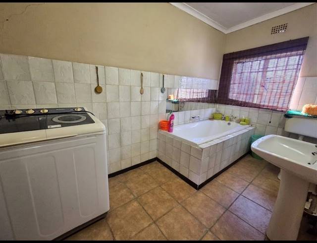 3 BEDROOM HOUSE FOR SALE IN SONLAND PARK